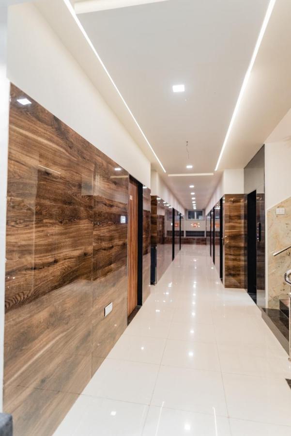 Hotel Ayodhya Virpur Esterno foto